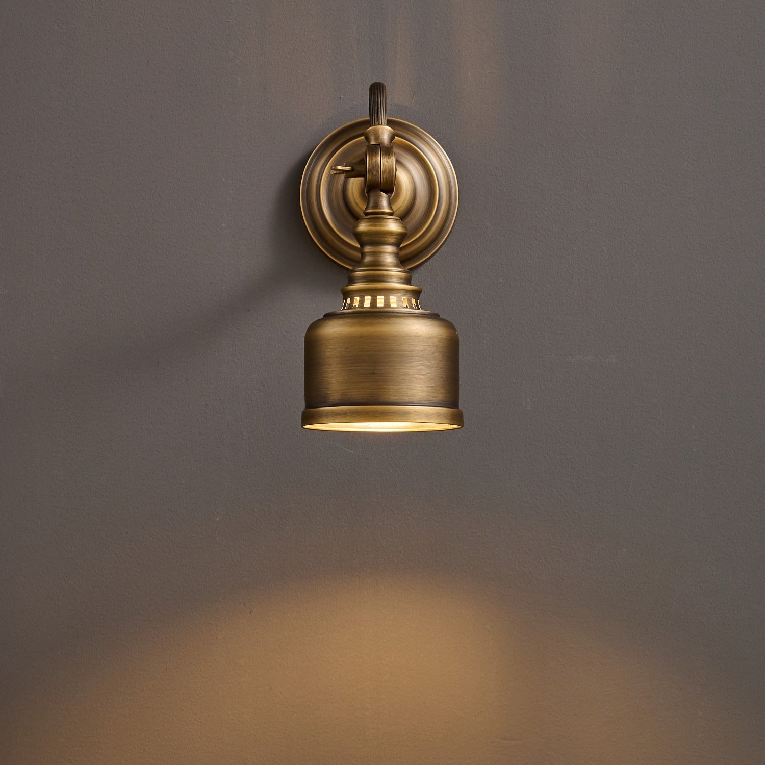 Vintage Wandleuchte Bavilor