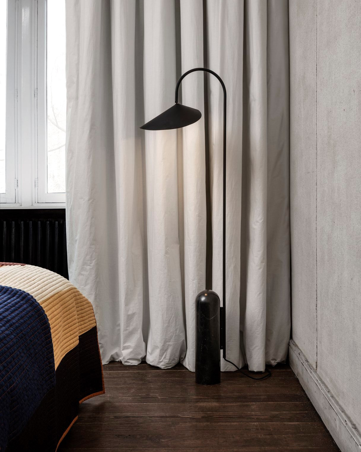 Minimalistische Stehleuchte Miroko