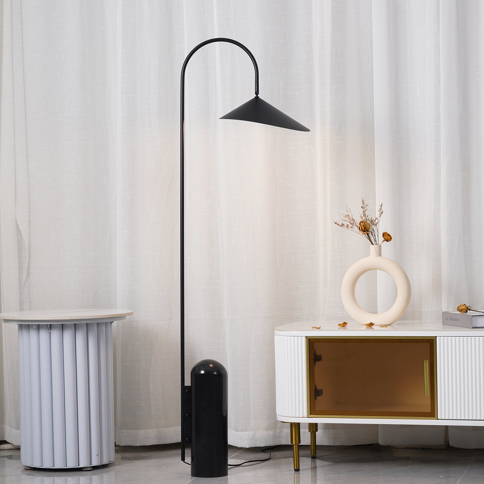 Minimalistische Stehleuchte Miroko