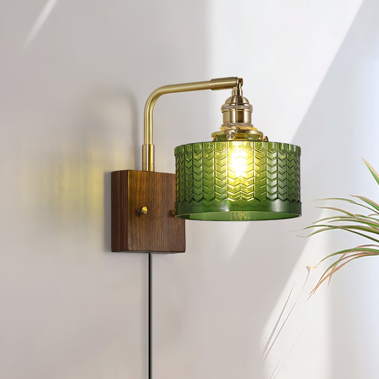 Wandleuchte mit Stecker Ulene