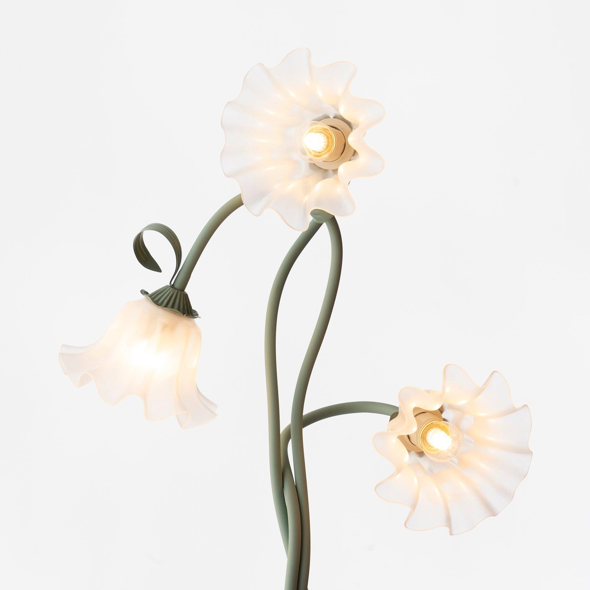 Florale Stehleuchte Quedi