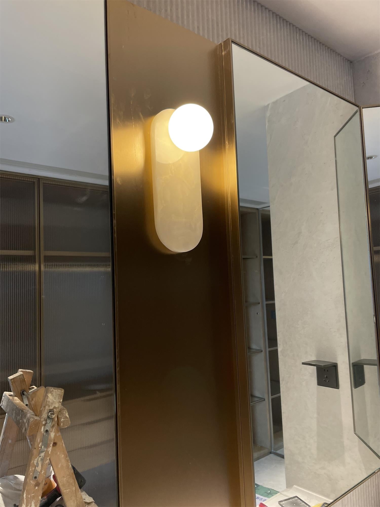 Moderne Wandleuchte Quava
