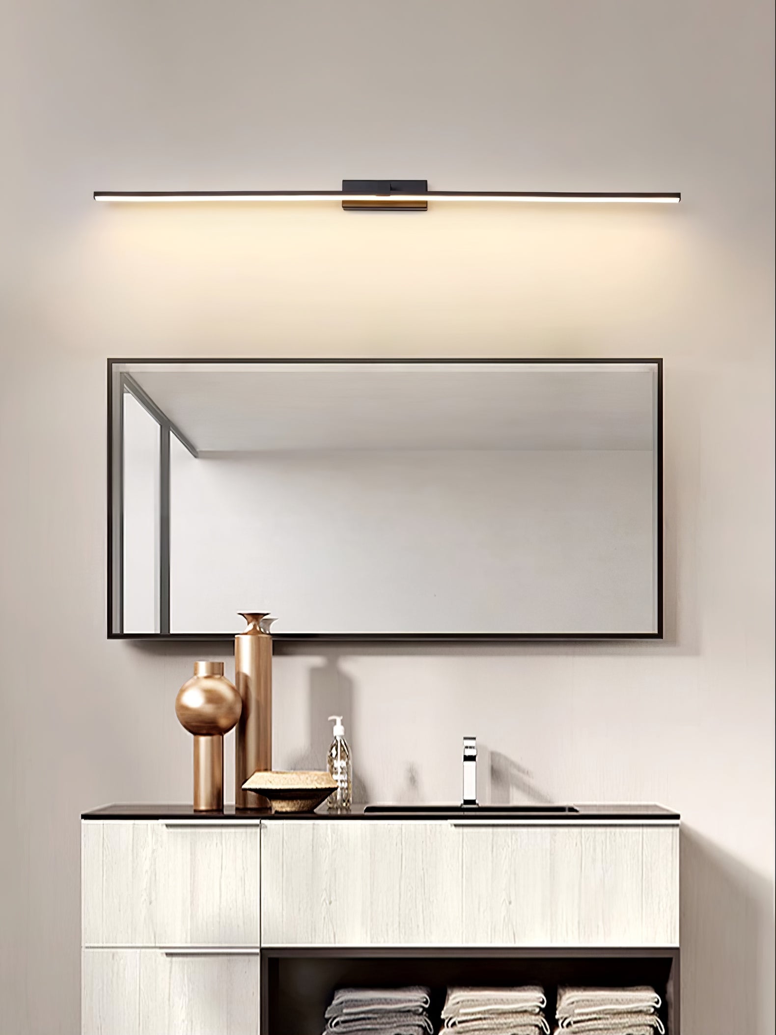 Lineare Wandleuchte Olive
