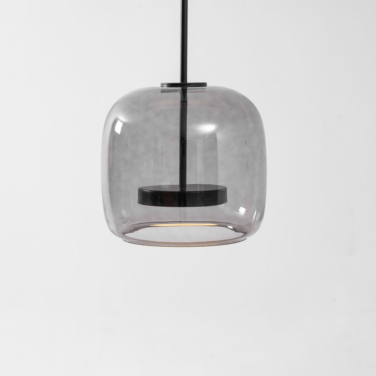 Globus Pendelleuchte Nerinel