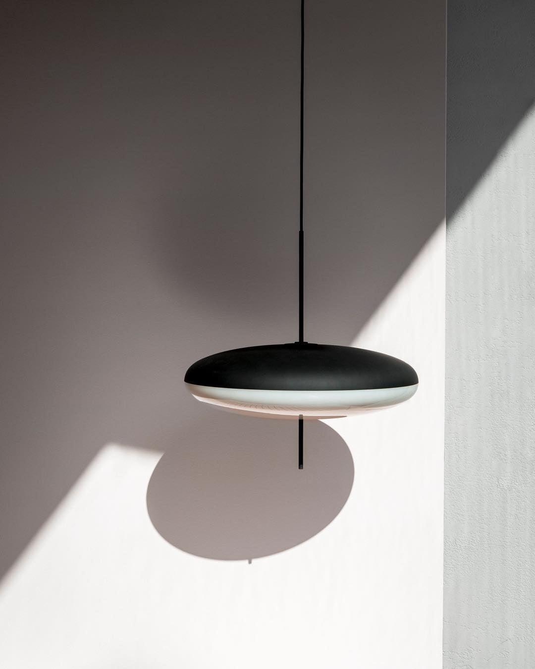 Minimalistische Pendelleuchte Kelivo