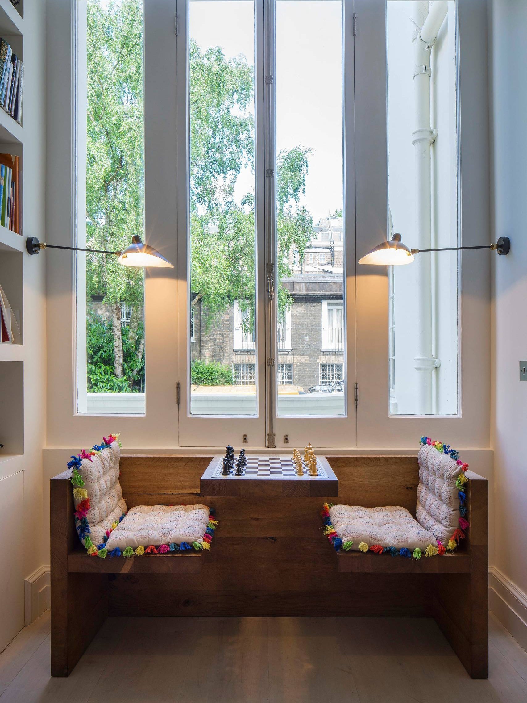 Schwenkbare Wandleuchte Alili