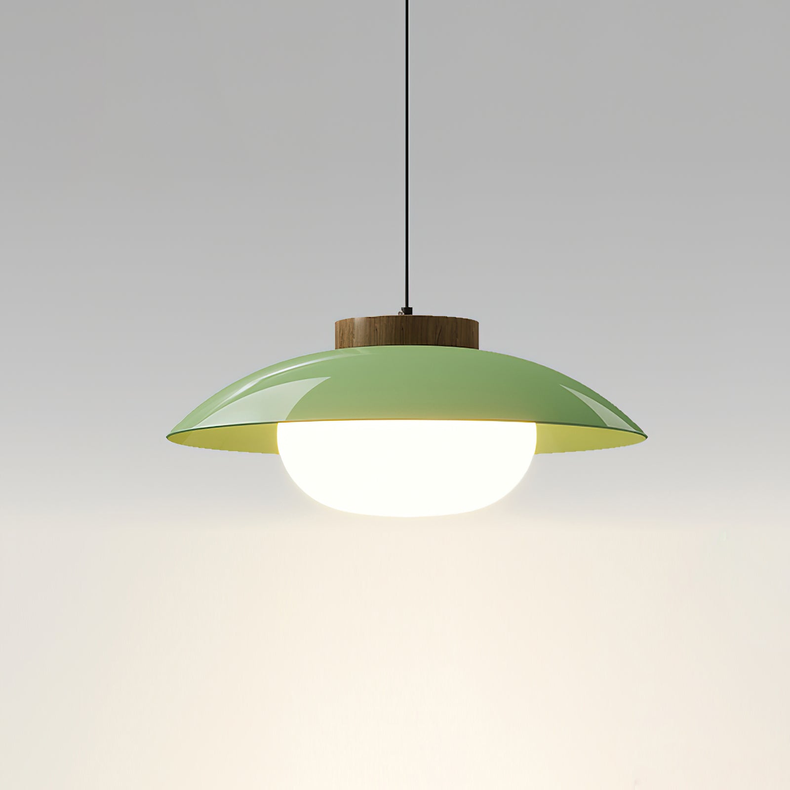 Flache Pendelleuchte Korata