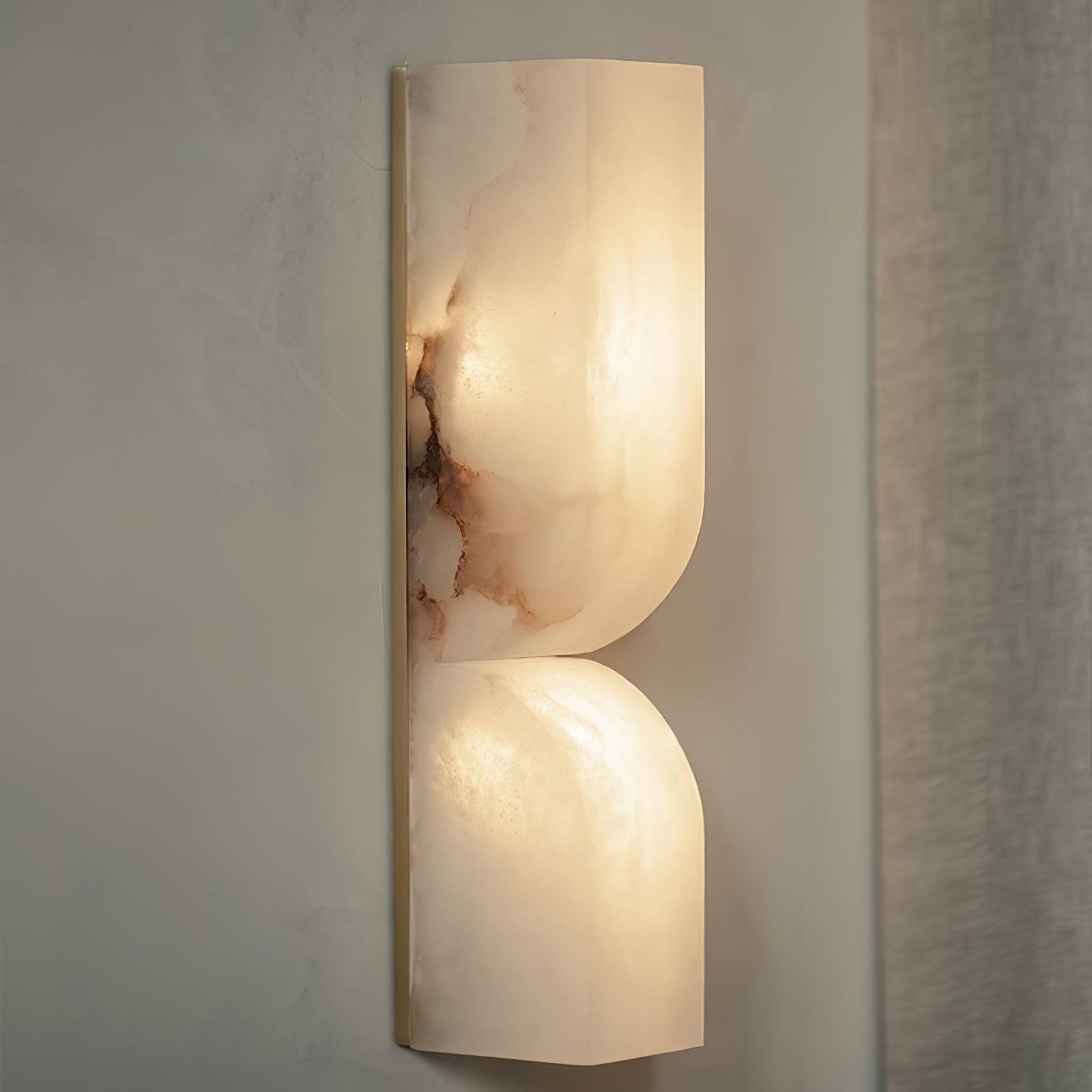 Skulpturale Wandleuchte Mavina