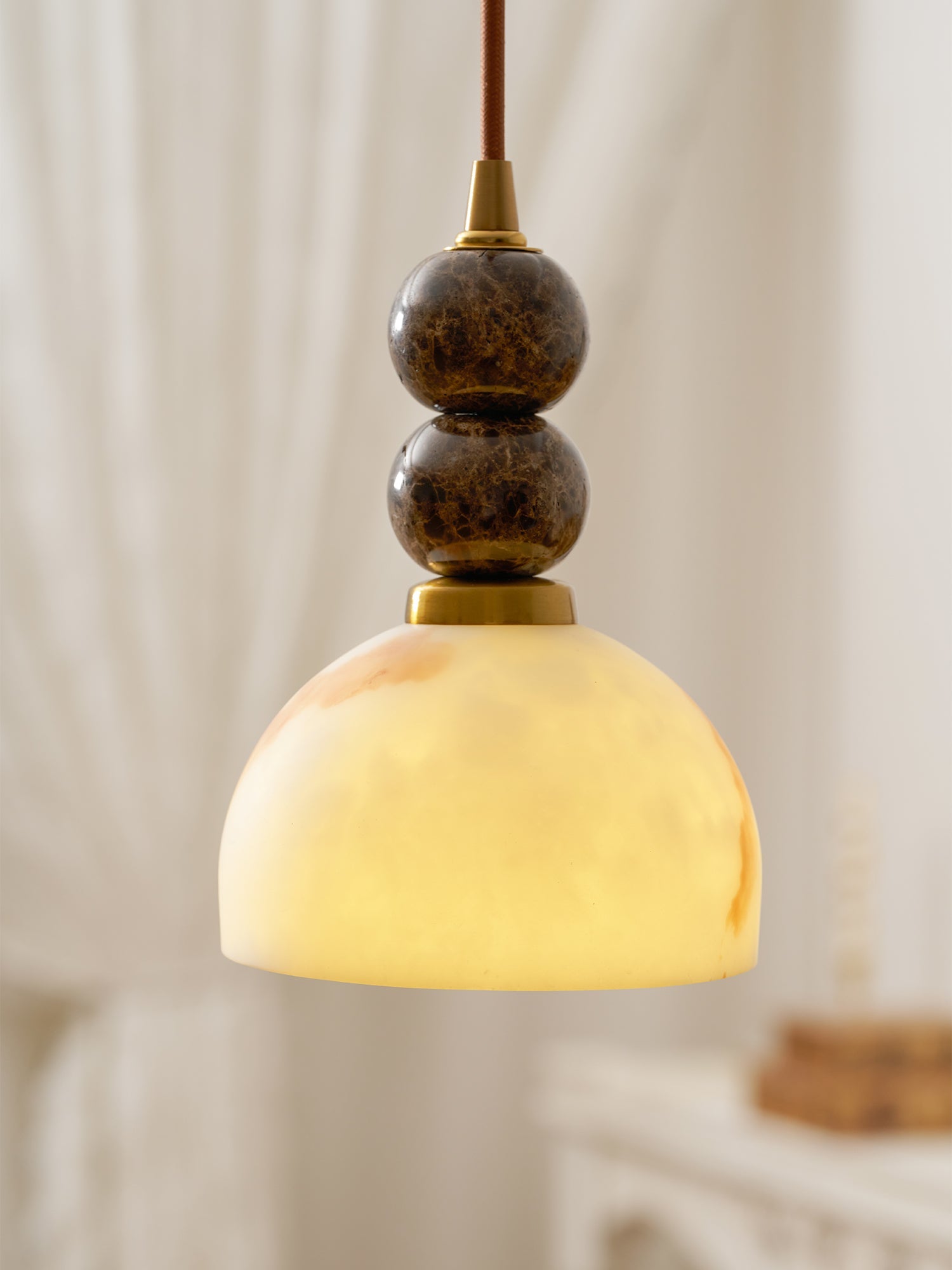 Skulpturale Pendelleuchte Luminer