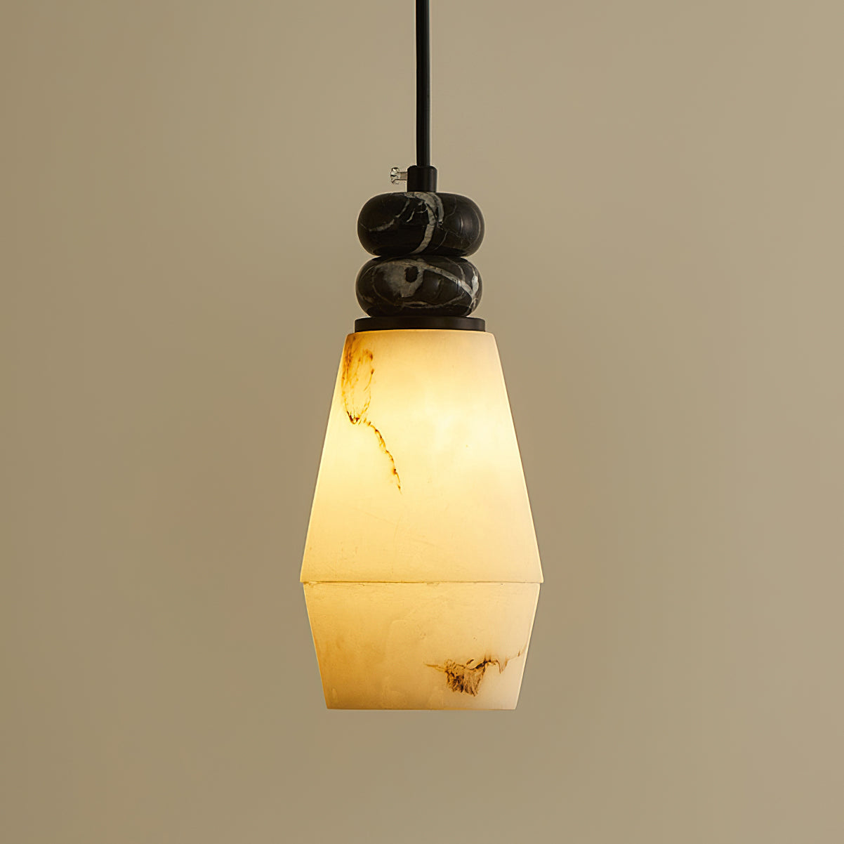Skulpturale Pendelleuchte Luminer