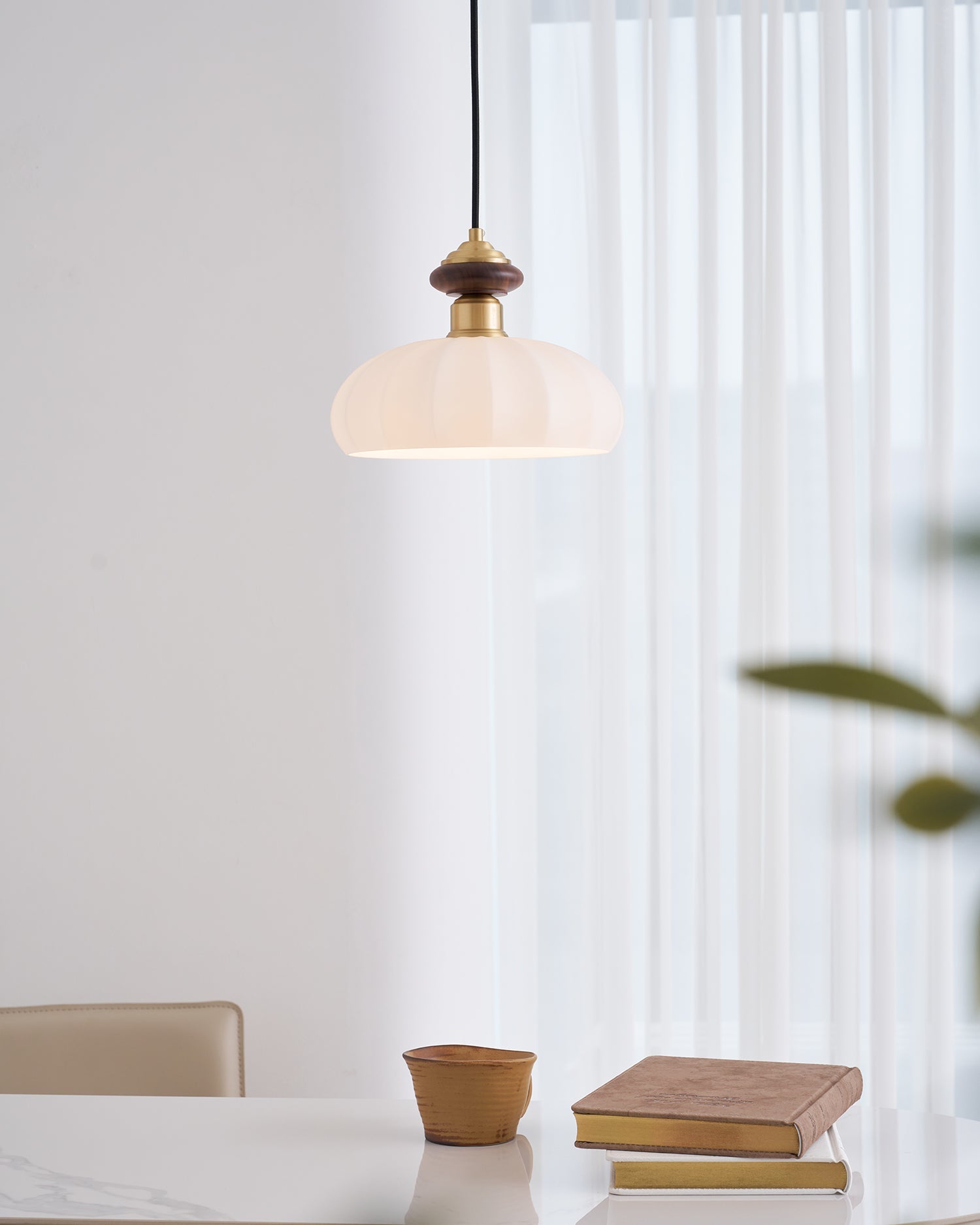 Vintage Pendelleuchte Uvilin