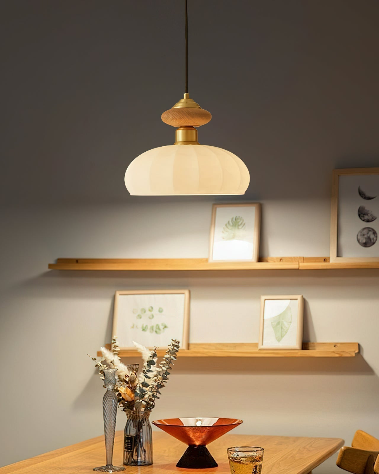 Vintage Pendelleuchte Uvilin