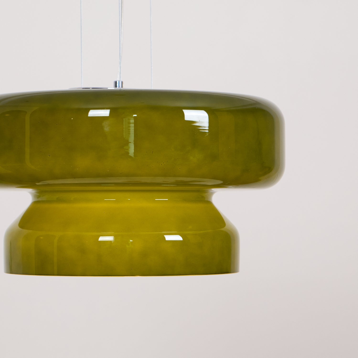 Moderne Pendelleuchte Caviela