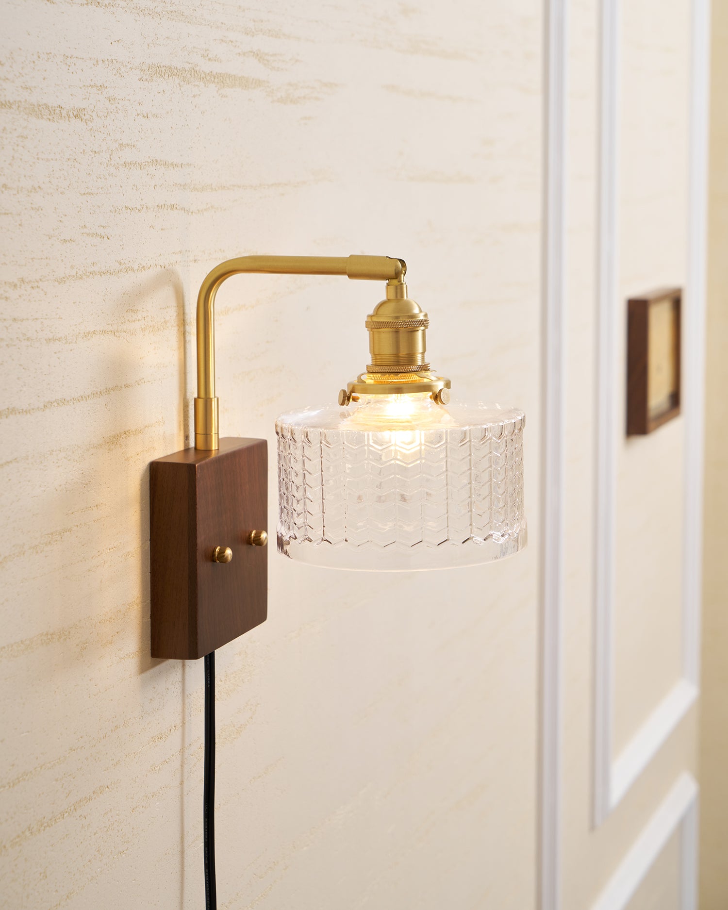 Wandleuchte mit Stecker Ulene