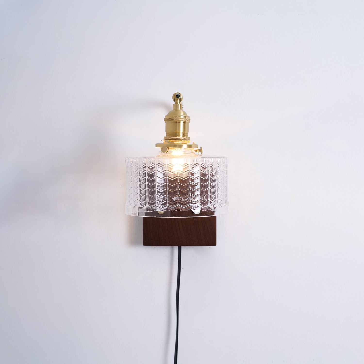 Wandleuchte mit Stecker Ulene