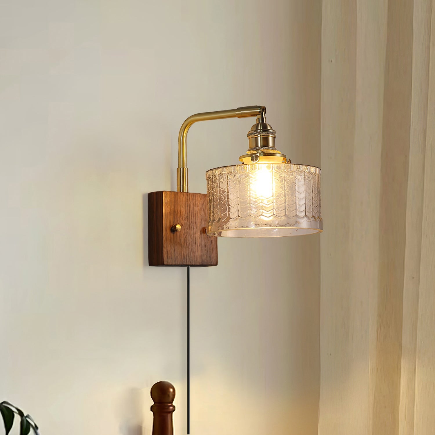 Wandleuchte mit Stecker Ulene