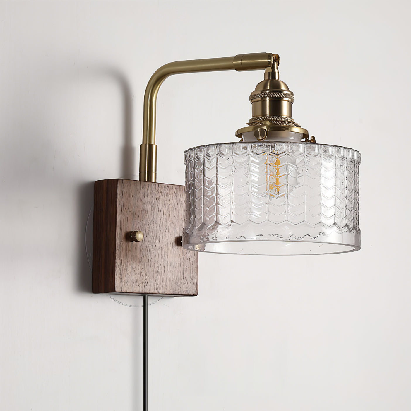 Wandleuchte mit Stecker Ulene