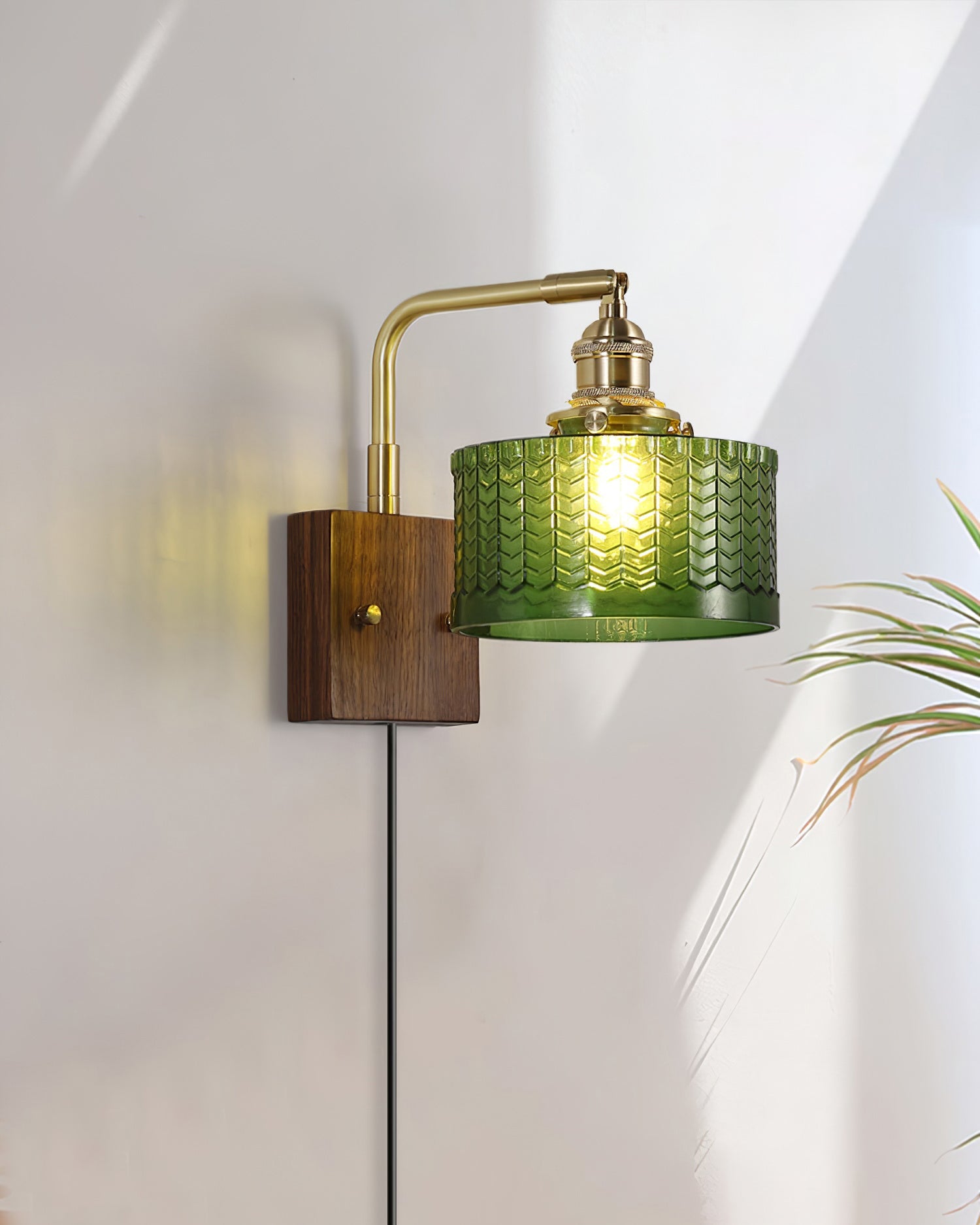 Wandleuchte mit Stecker Ulene