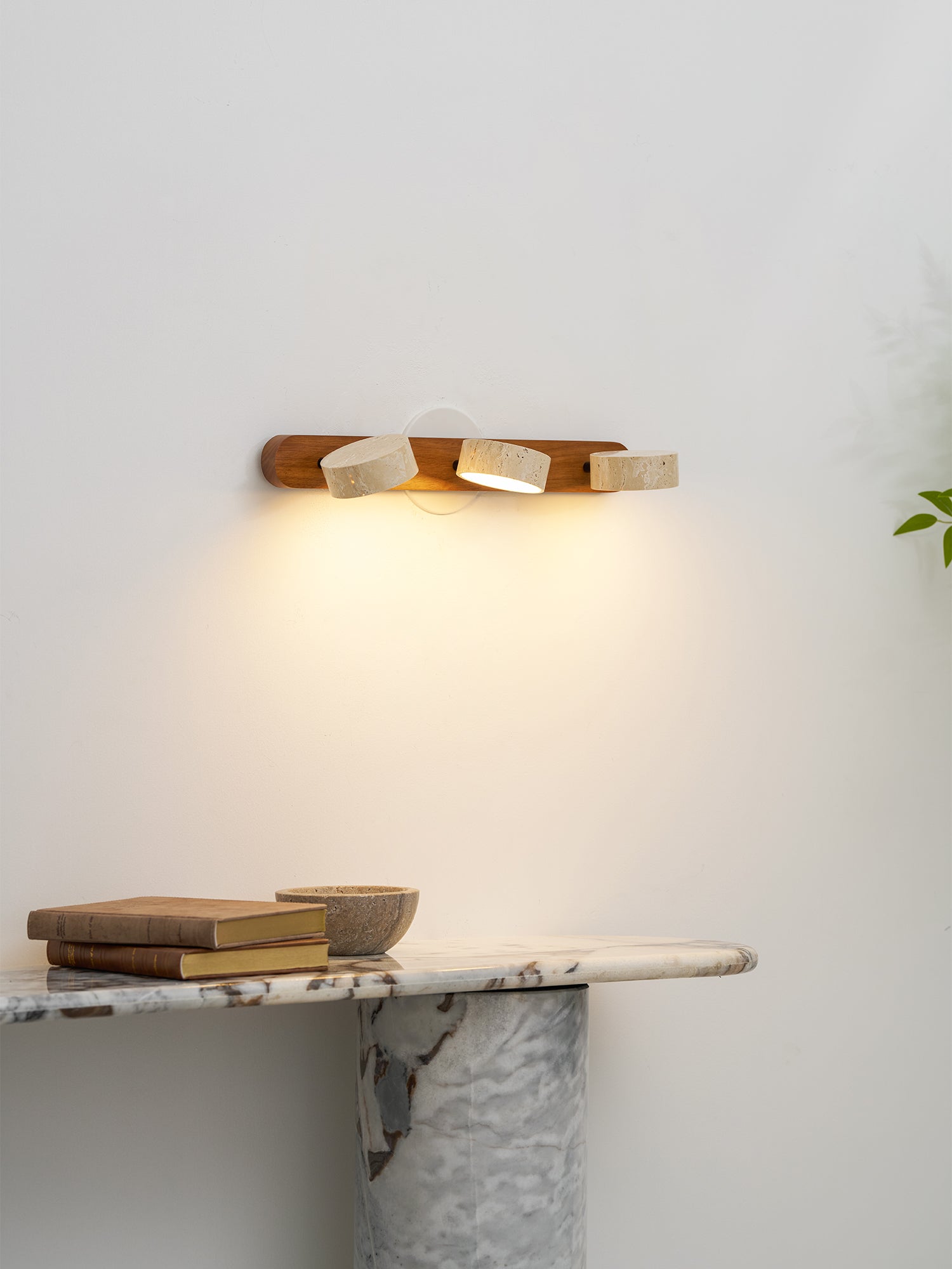 Moderne Wandleuchte Doralo
