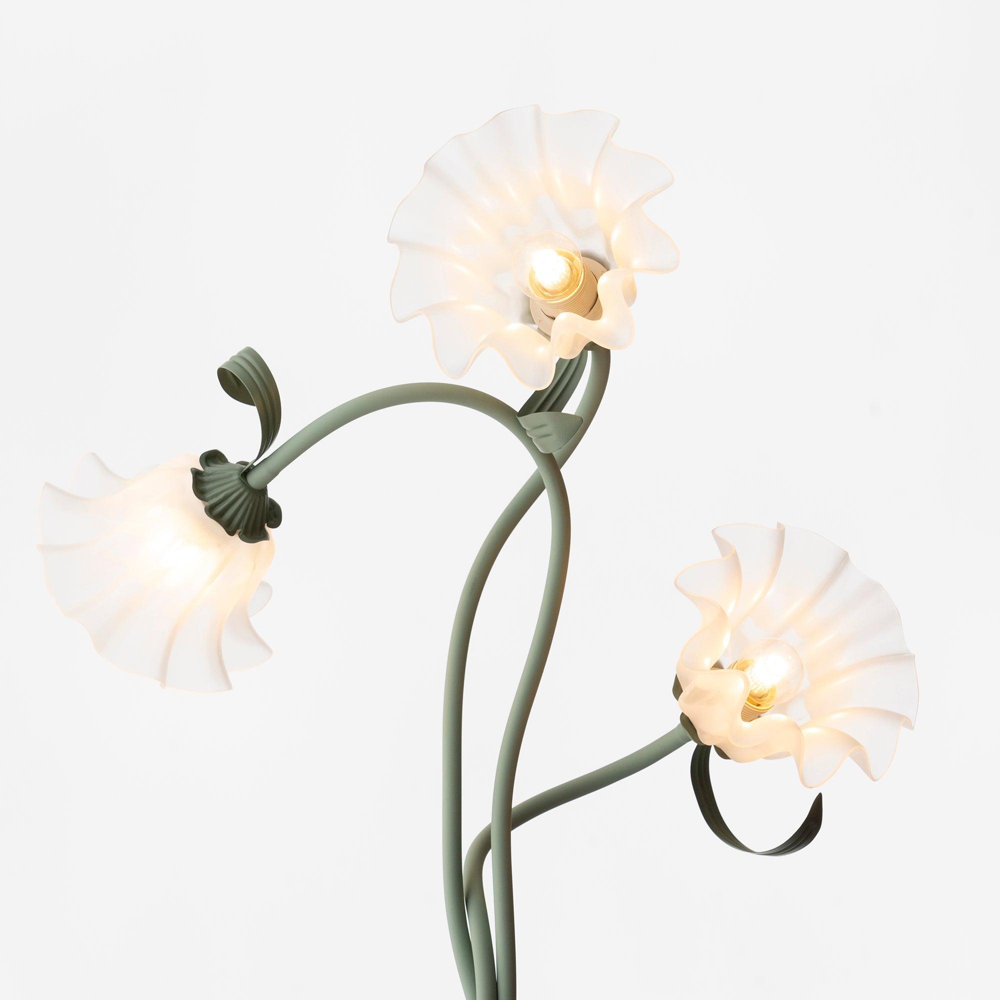 Florale Stehleuchte Quedi