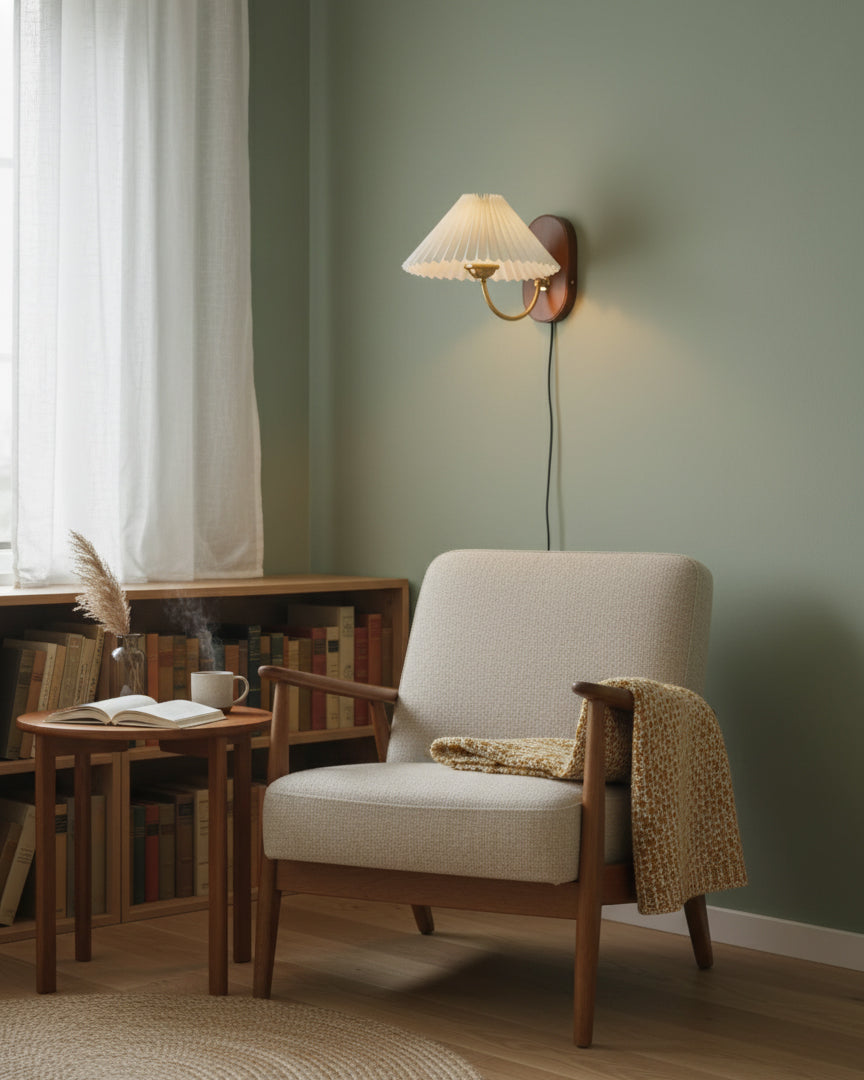Wandleuchte mit Stecker Navimo