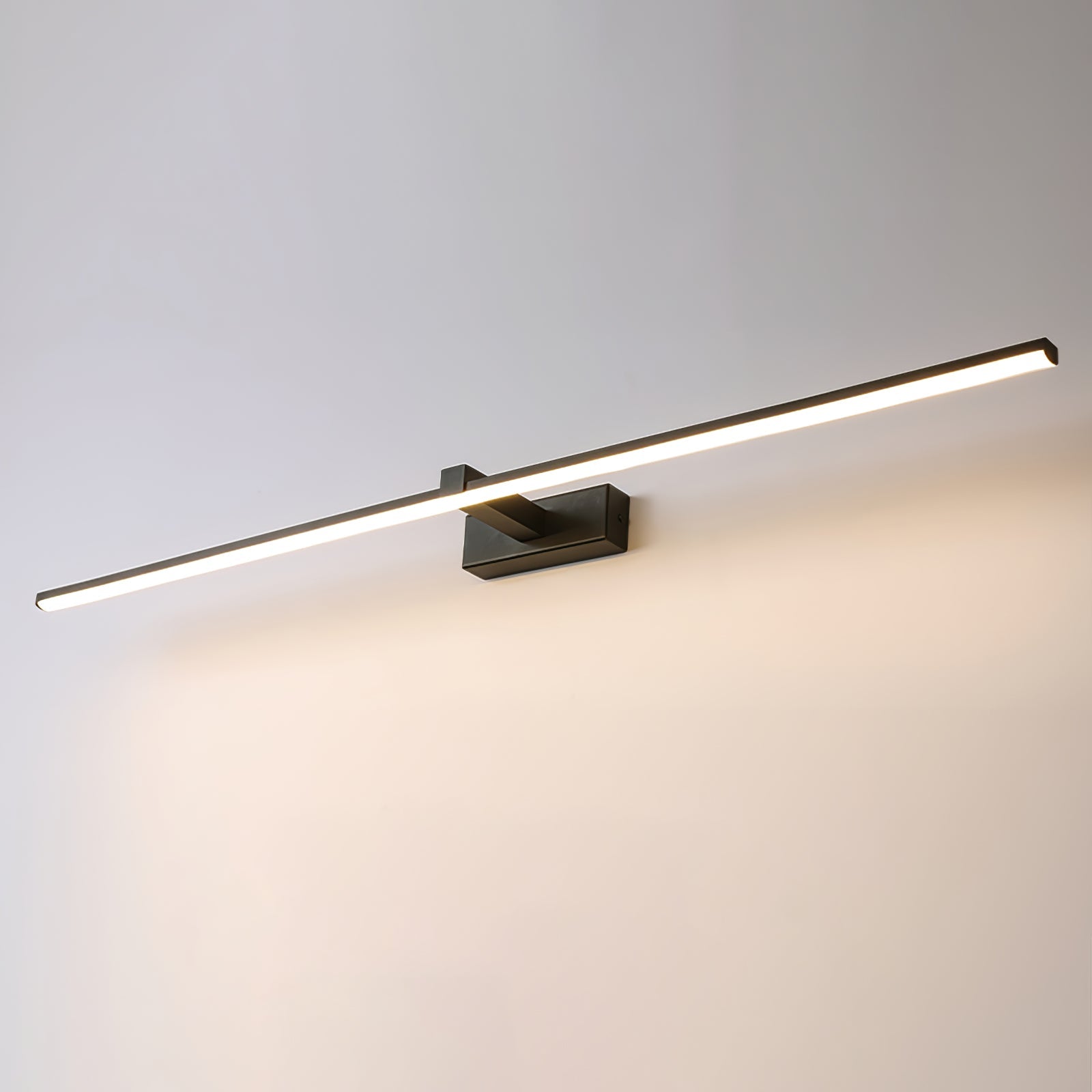 Lineare Wandleuchte Olive