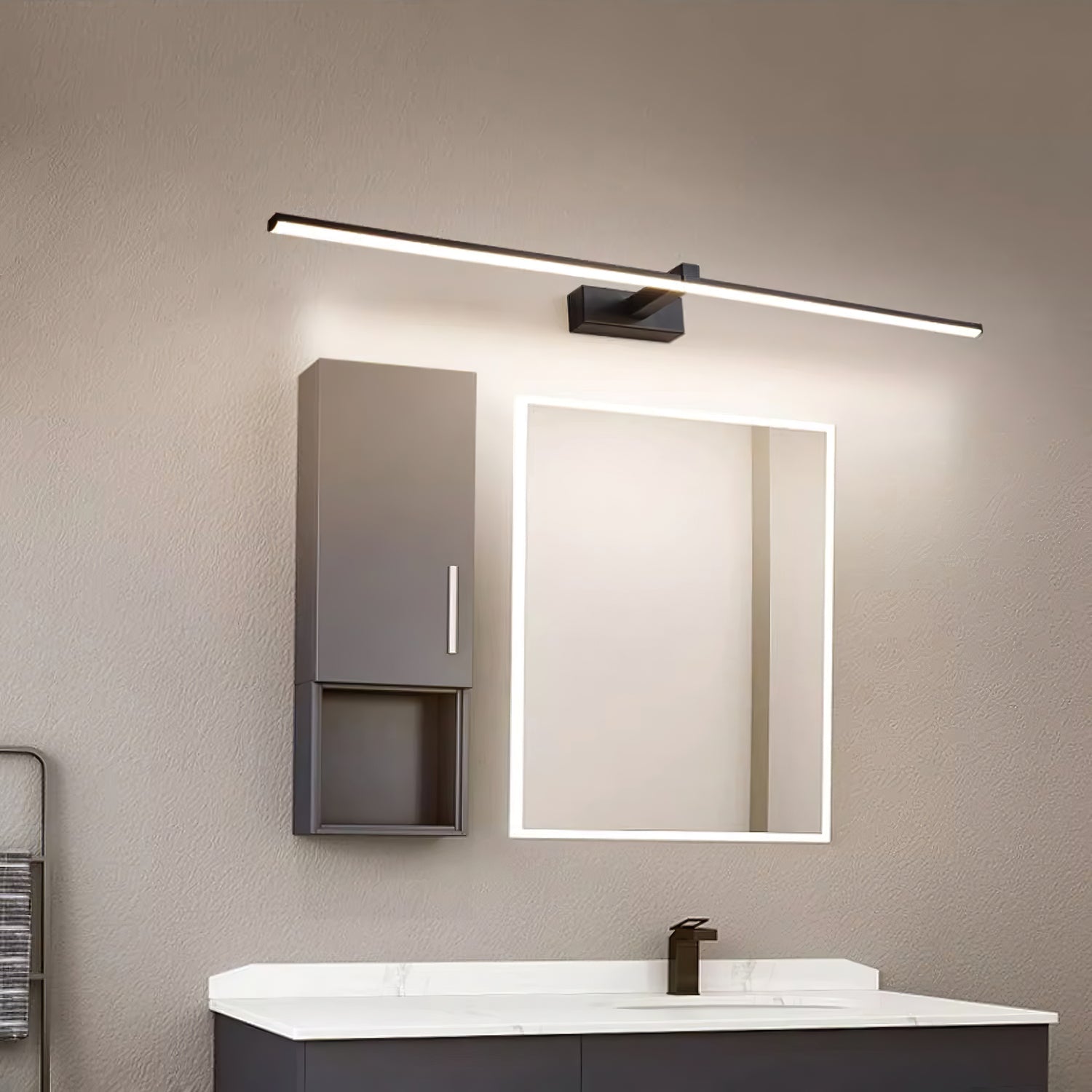 Lineare Wandleuchte Olive