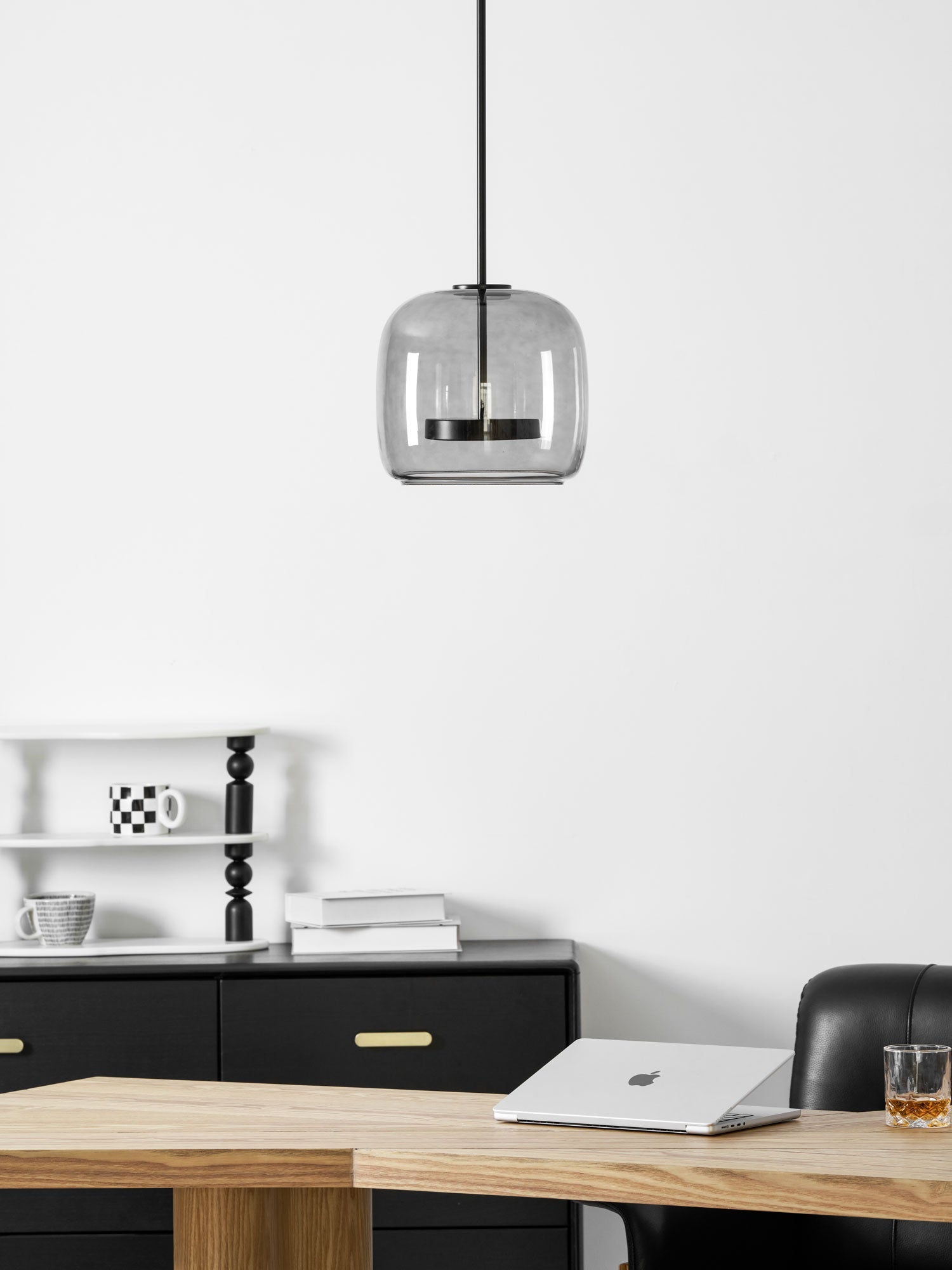 Globus Pendelleuchte Nerinel