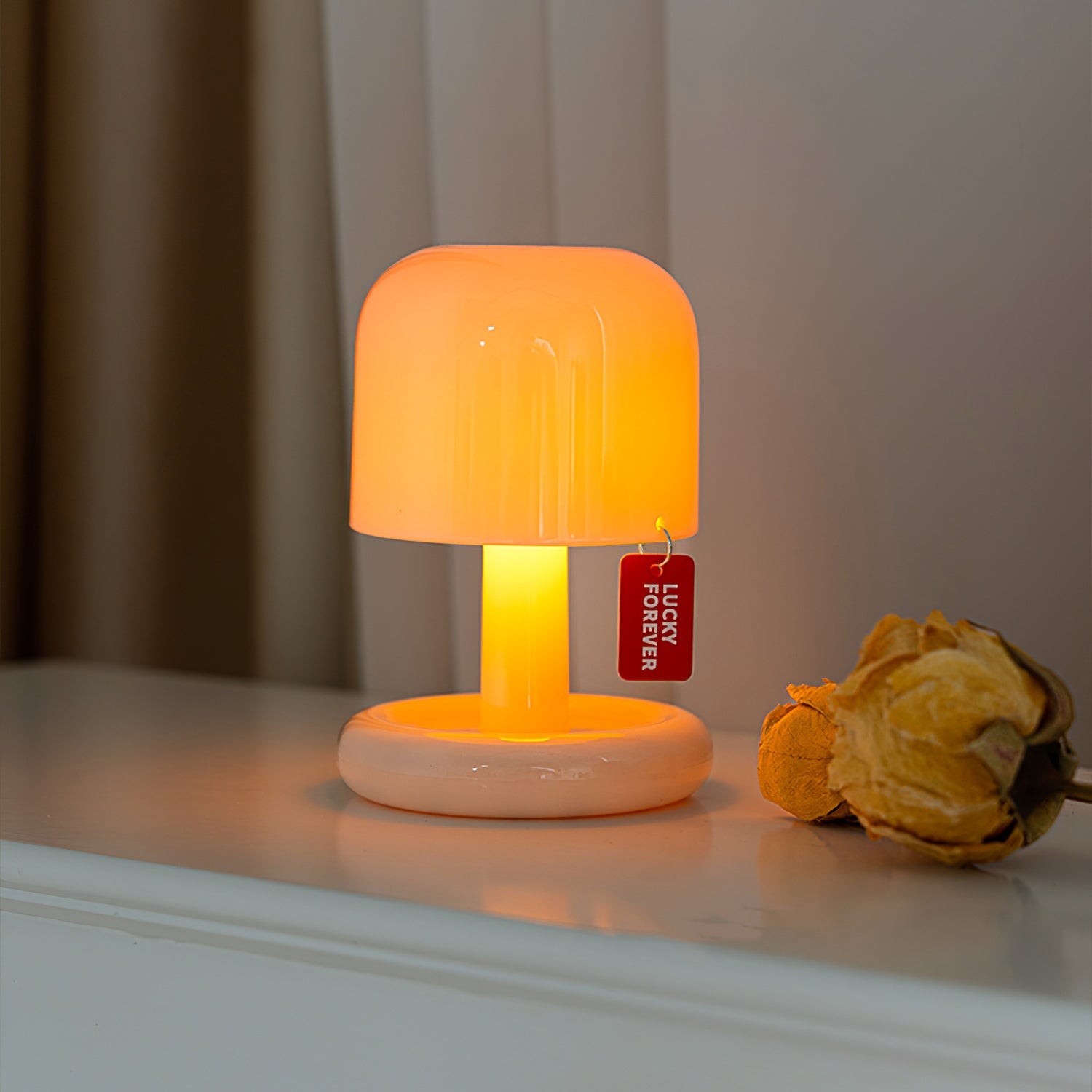 Pilzförmige Tischleuchte Selarel