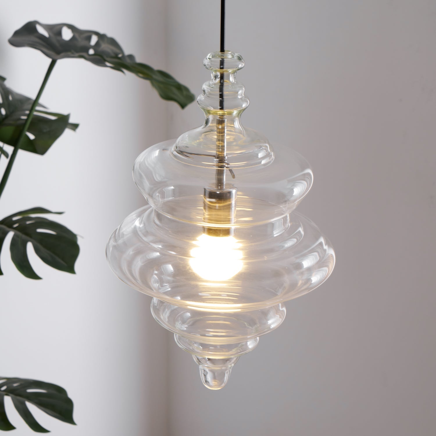 Globus Pendelleuchte Yeliren