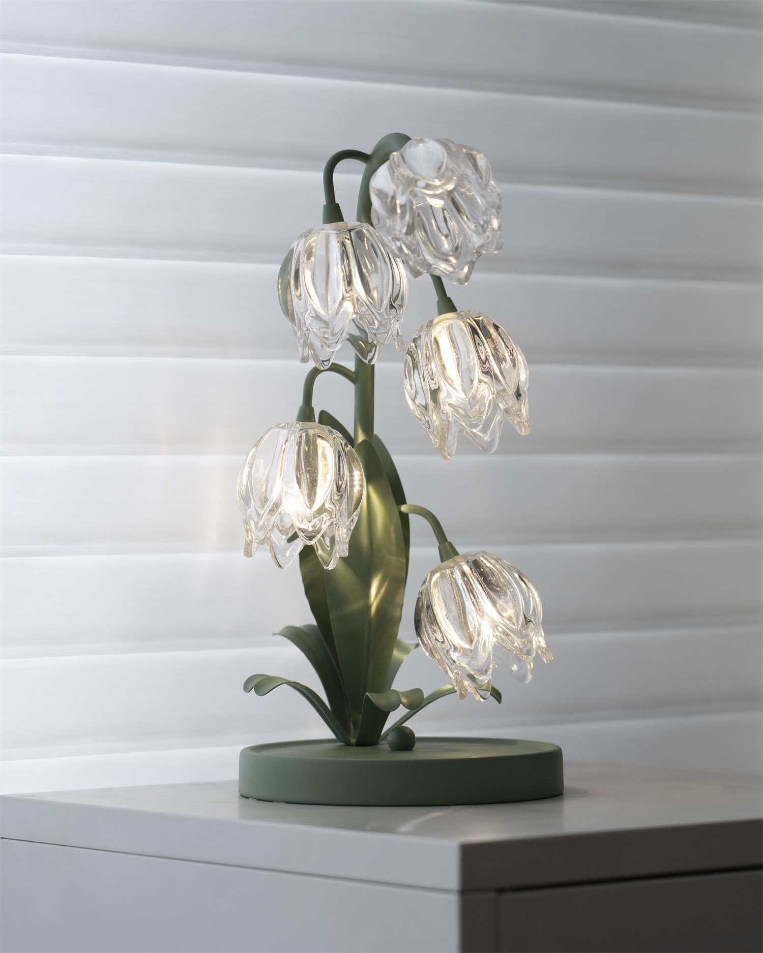 Florale Tischleuchte Lerire