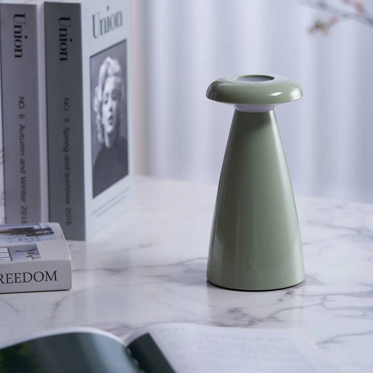 Mippo Tischlampe