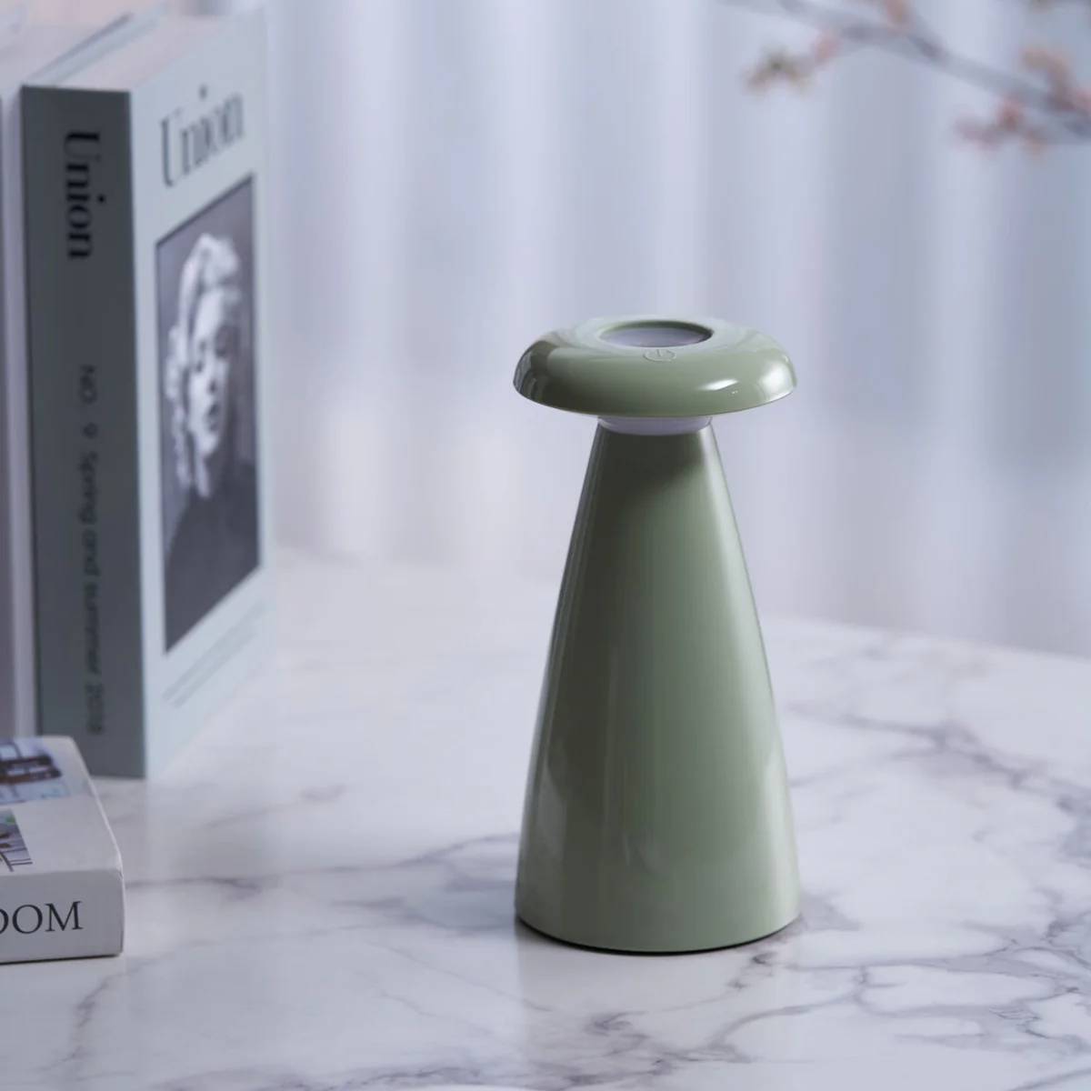 Mippo Tischlampe
