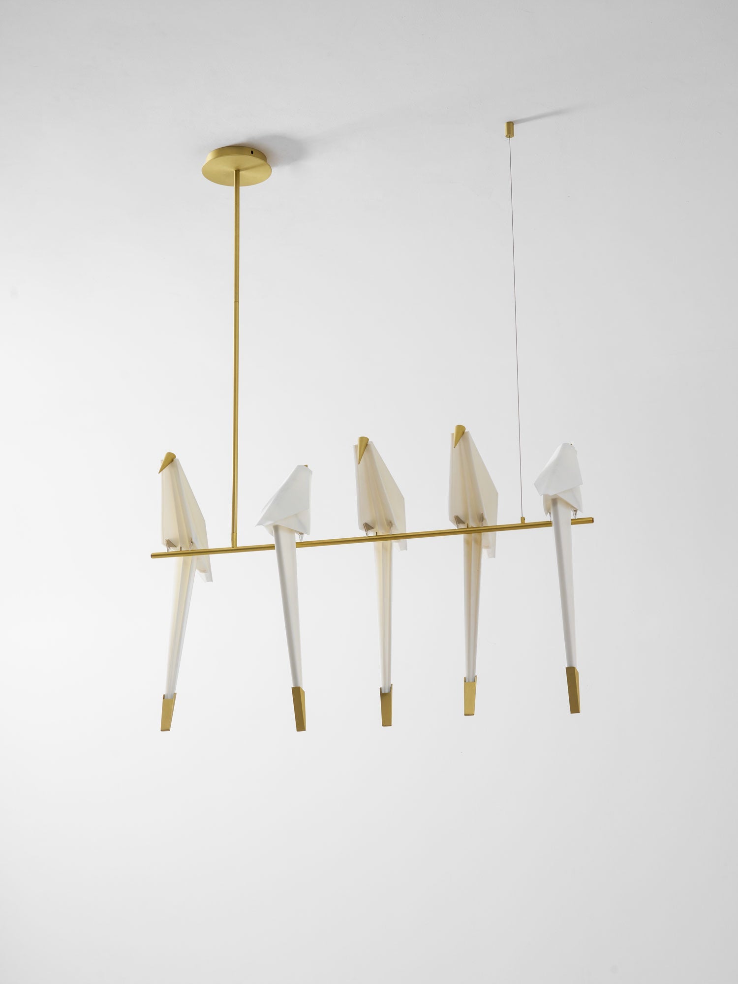 Linearer Kronleuchter Derili