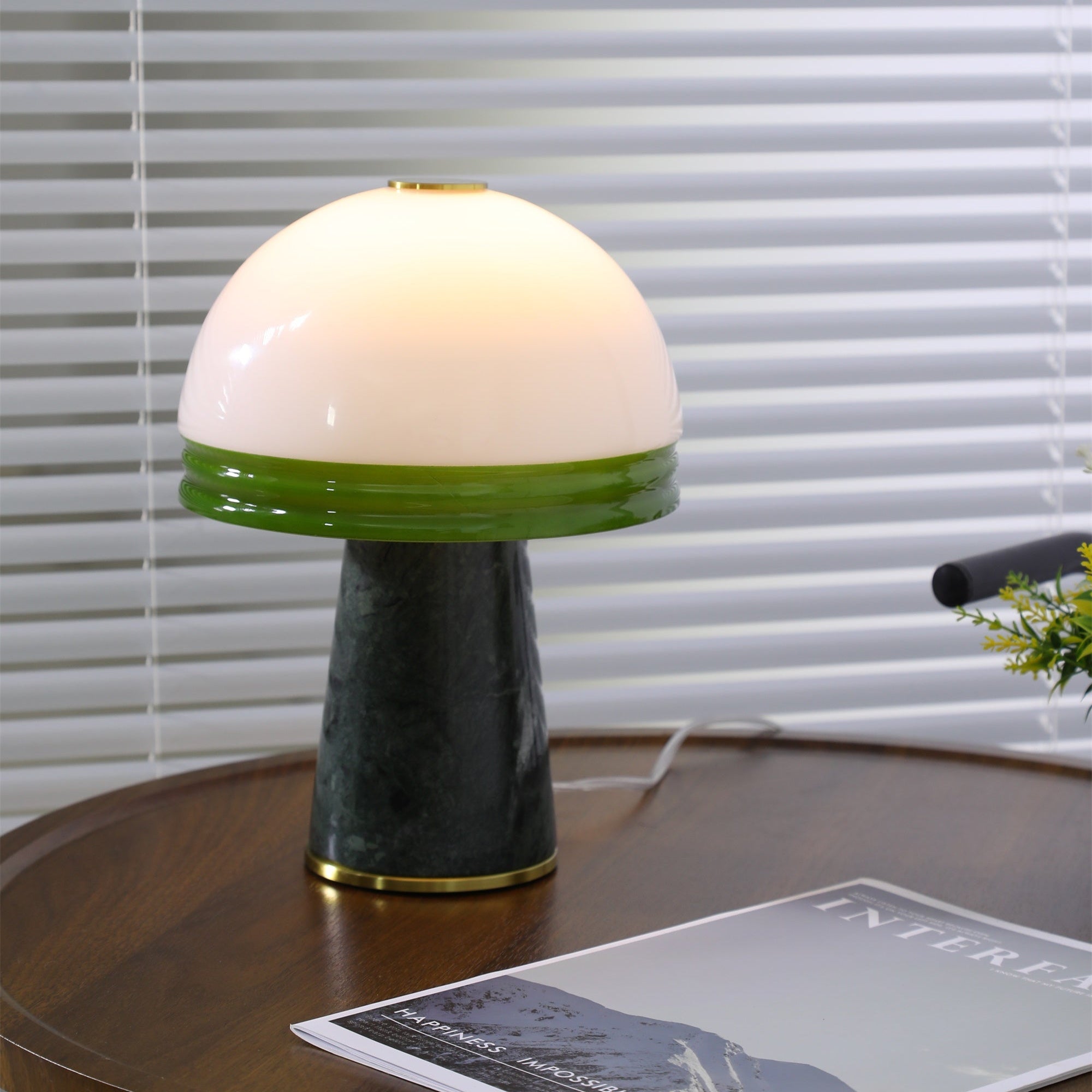 Merosa Schmale Marmor Tischlampe